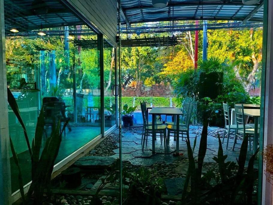 Une Jai Place เรือนอุ่นใจ Phimai Dış mekan fotoğraf